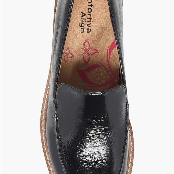 Elegant Black Loafers for Women - Picture 5 of 6